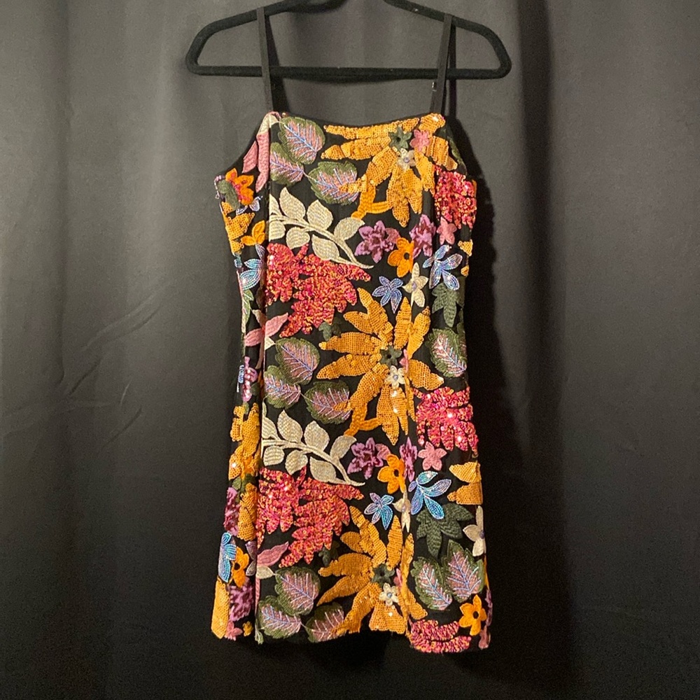 Sunset Sequins Embellished Mini Dress Size M New w/Tags Never Worn